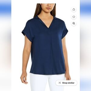 Gap Ladies popover Notch collar tacked cuffs blouse